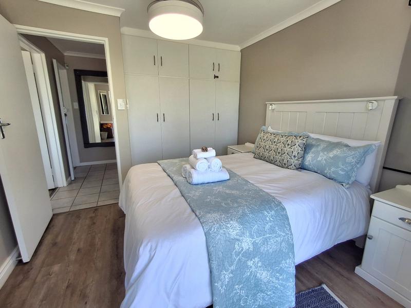 4 Bedroom Property for Sale in Britannia Bay Western Cape